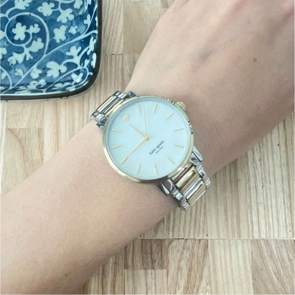Kate spade New York ladies two toned round dress watch NEW BATTERY s-l400.jpg main image 2